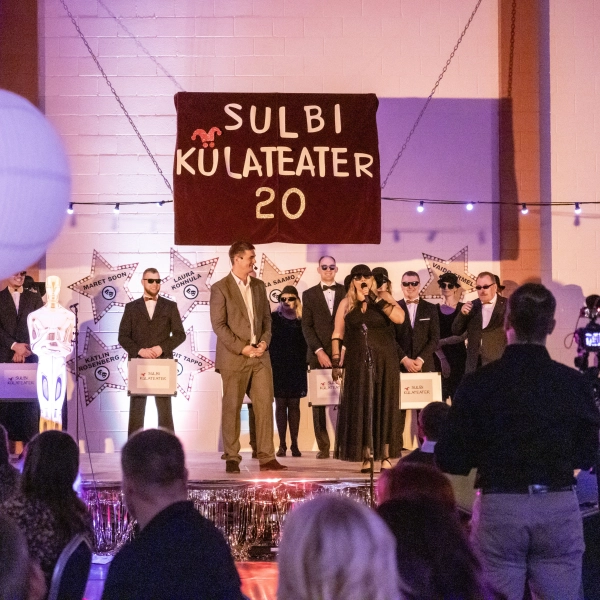 Sulbi külateatri juubeli puhul anti publikule üle Oskar